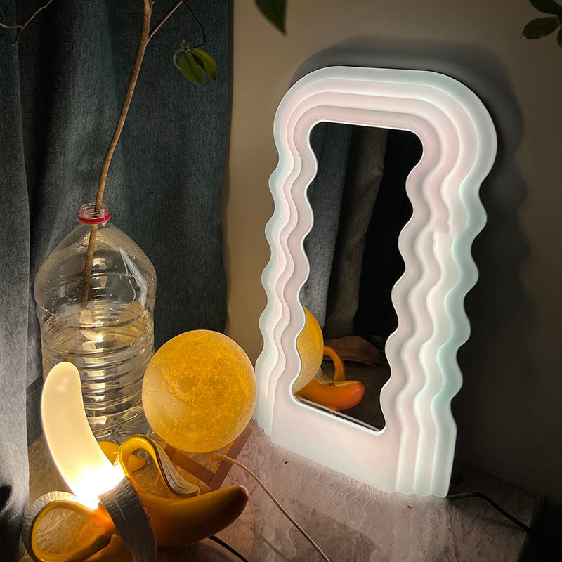 Cooler Trend™ Wavy LED Light Mirror